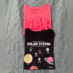 GAP Pink and Black Short Sleeve Tees